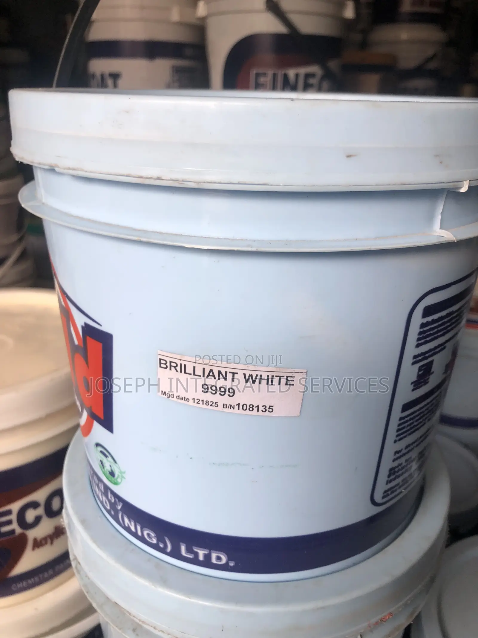 4-Liter Container of Shield Satin Emulsion Paint