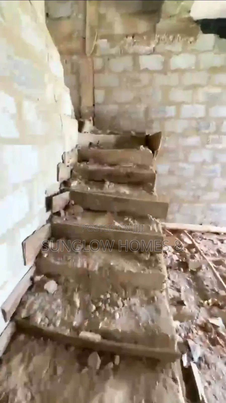 3bdrm Townhouse/Terrace in Palm Height Phase 5, Sabon Lugbe for sale