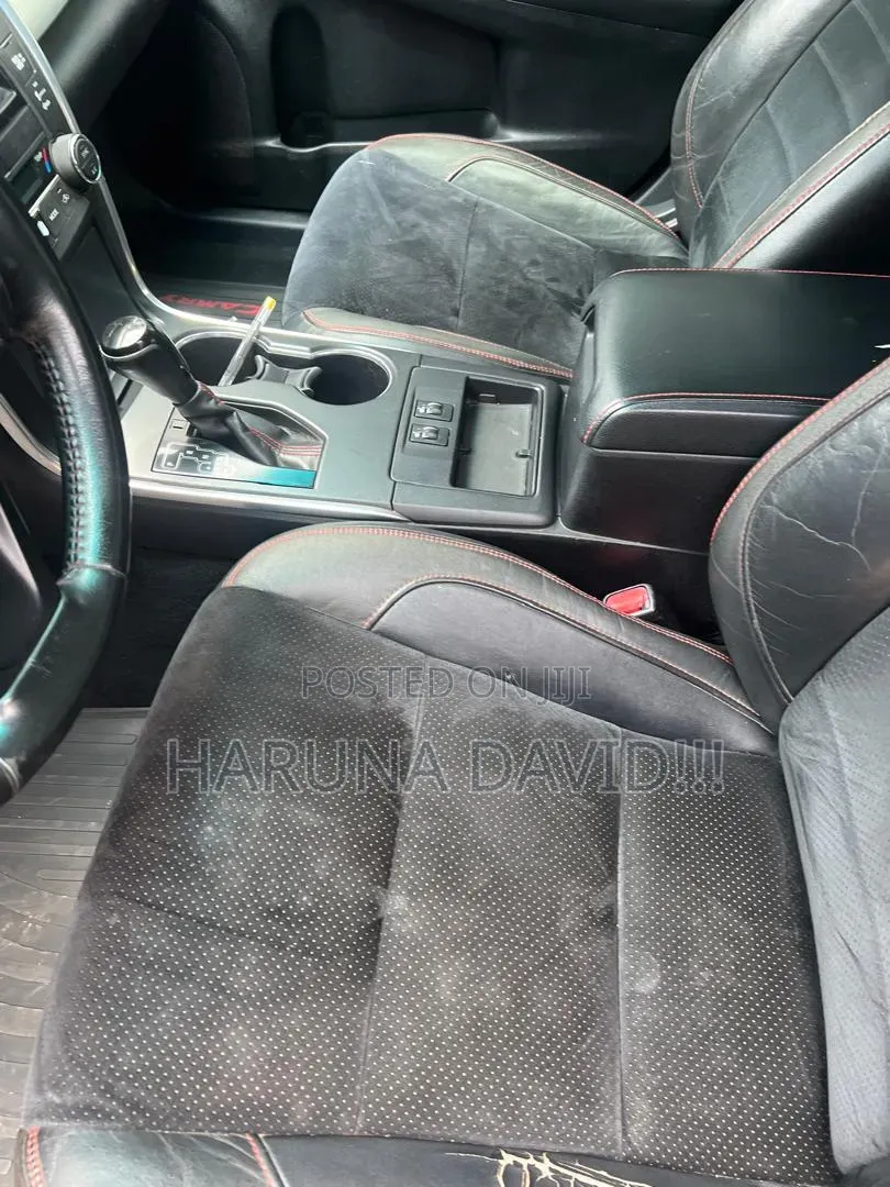 Toyota Camry 2016 Black