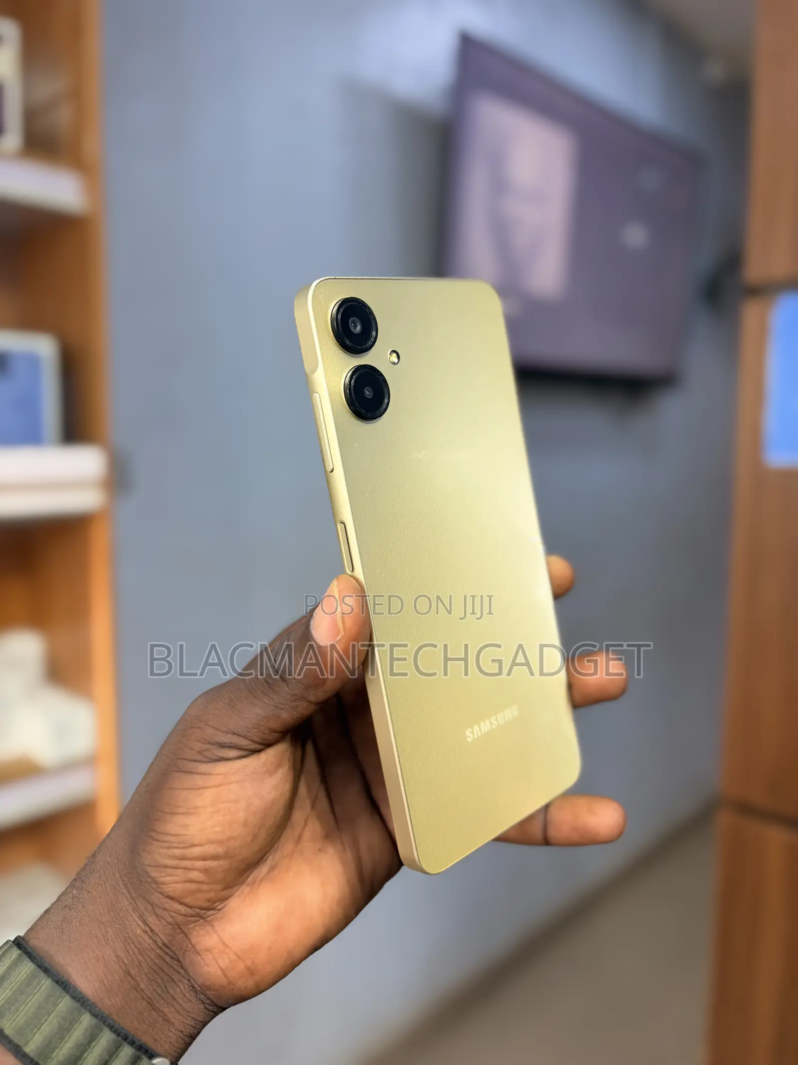 Samsung Galaxy A06 64 GB Gold