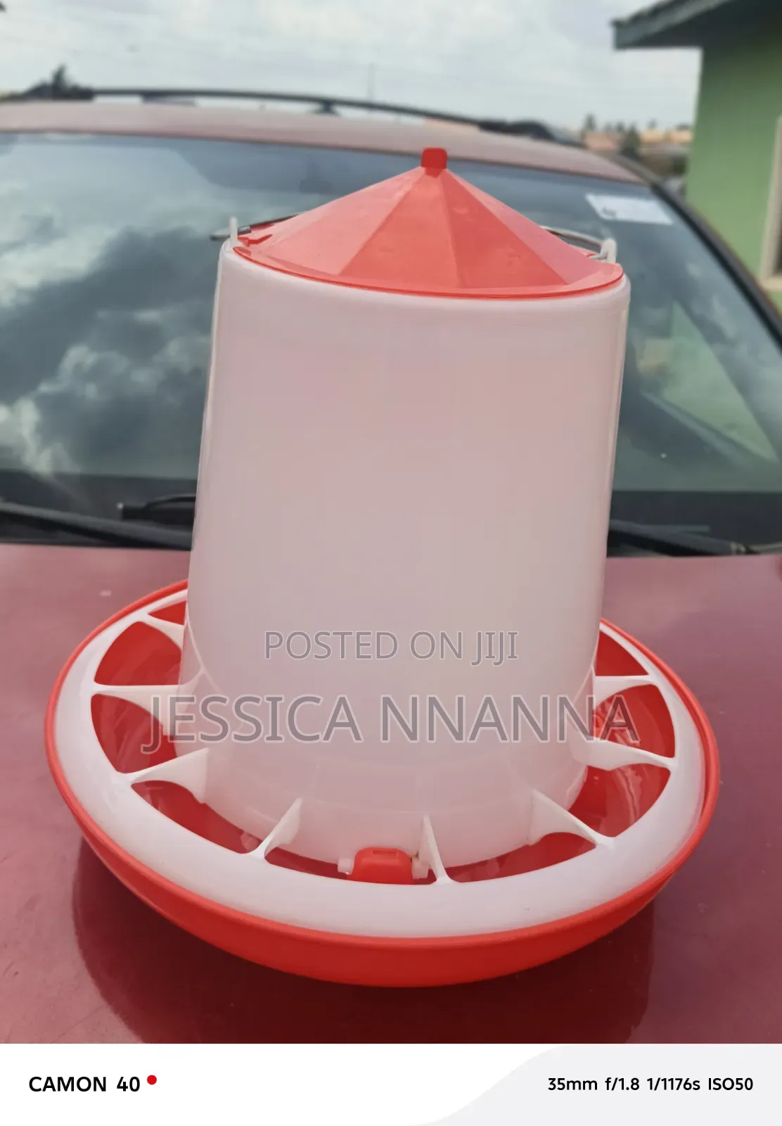 10kg Red And White Feeder