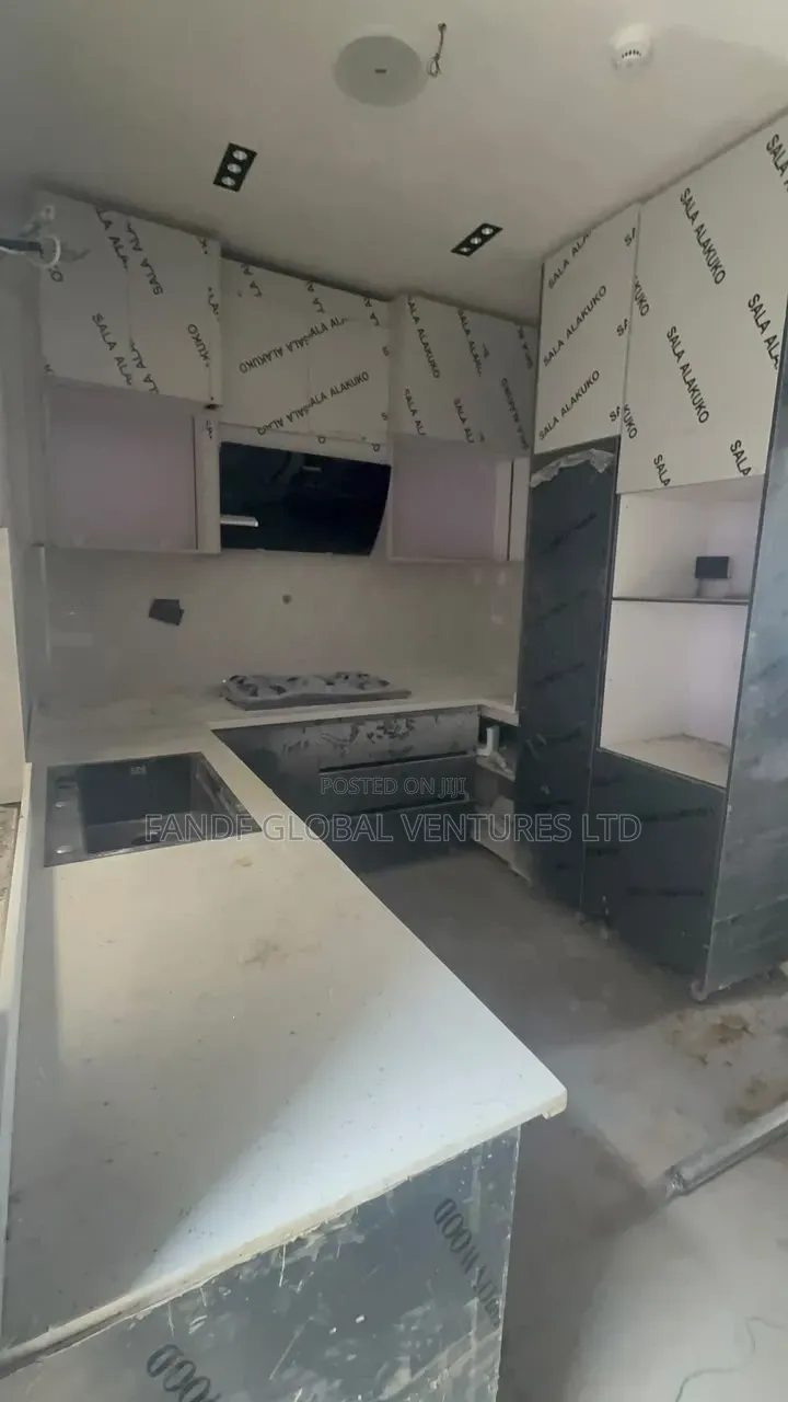 4bdrm Duplex in Census, Bode Thomas for sale