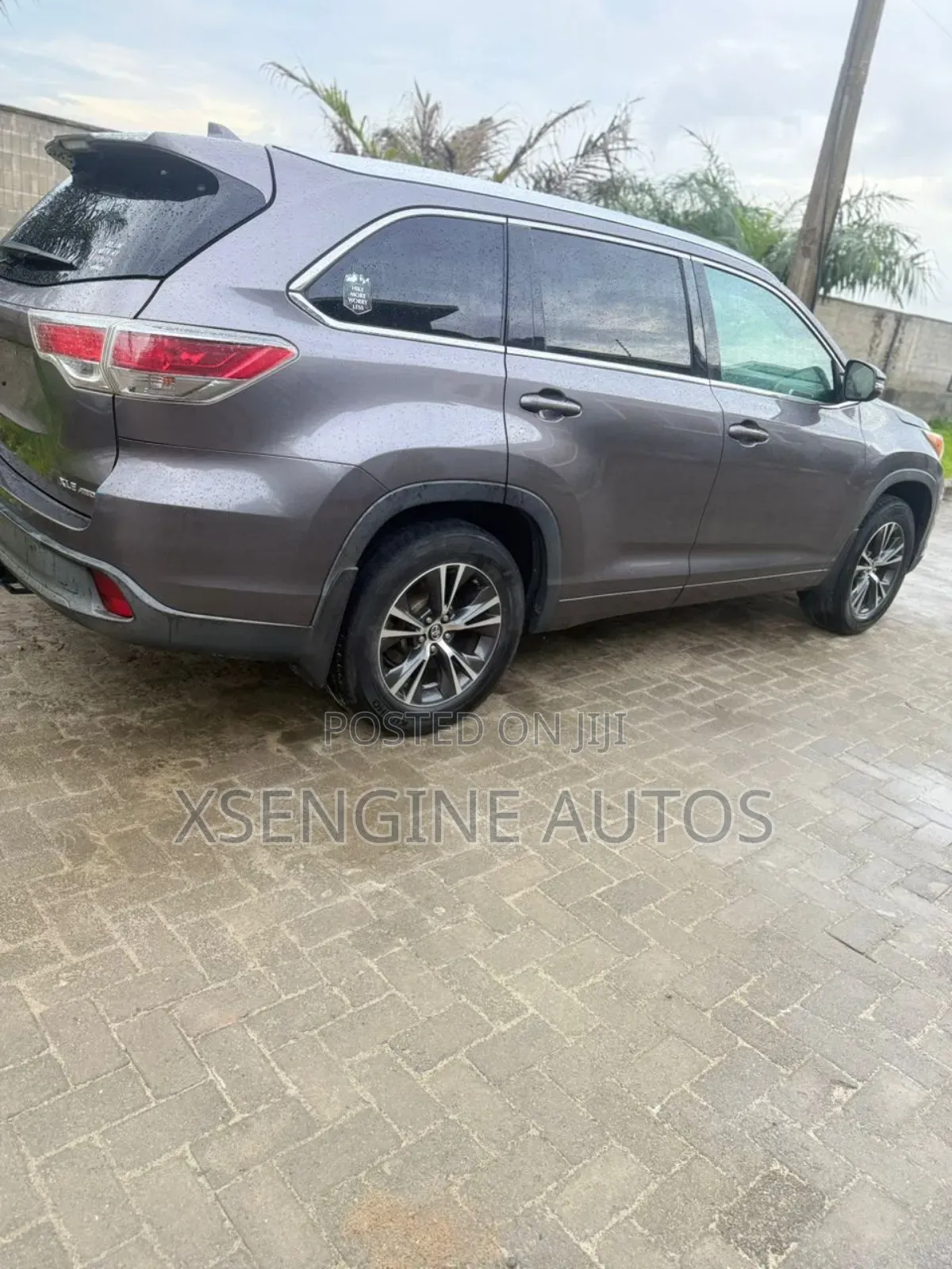 Toyota Highlander XLE V6 4x4 (3.5L 6cyl 6A) 2016 Gray