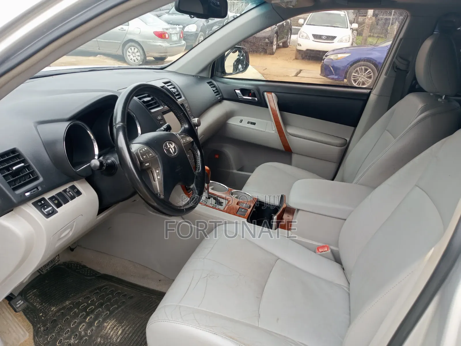 Toyota Highlander 2010 Silver