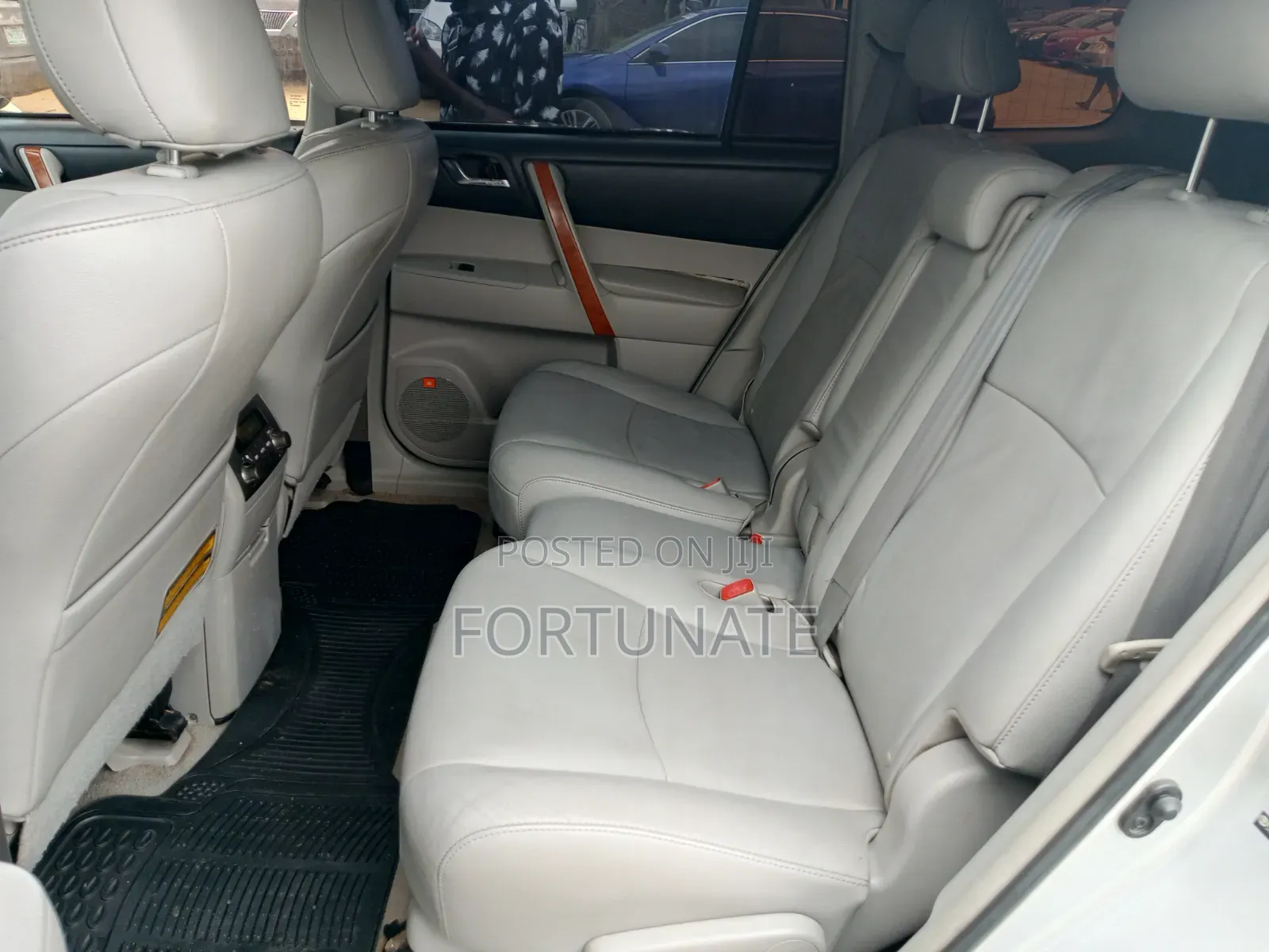 Toyota Highlander 2010 Silver