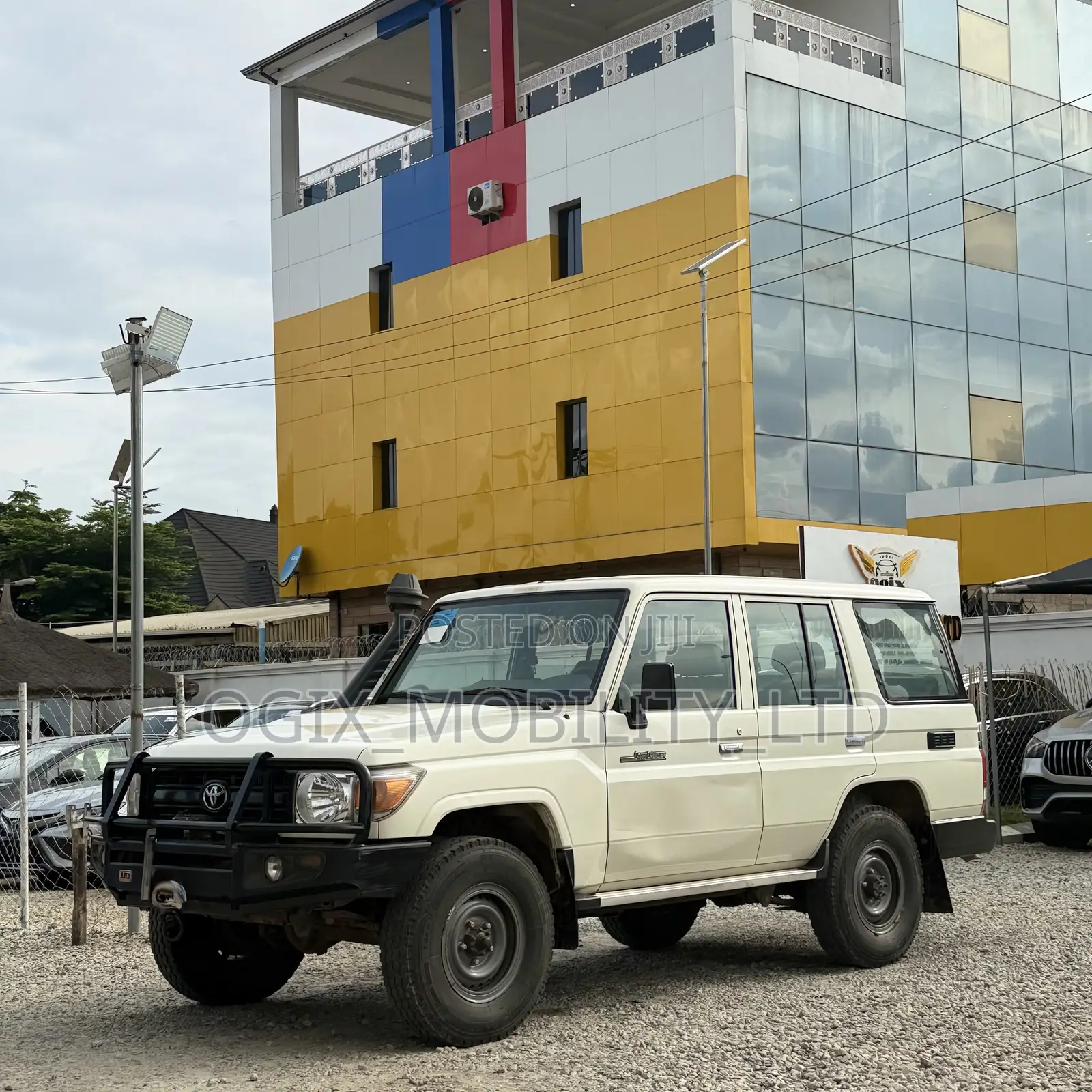 Toyota Land Cruiser 2020 Off white