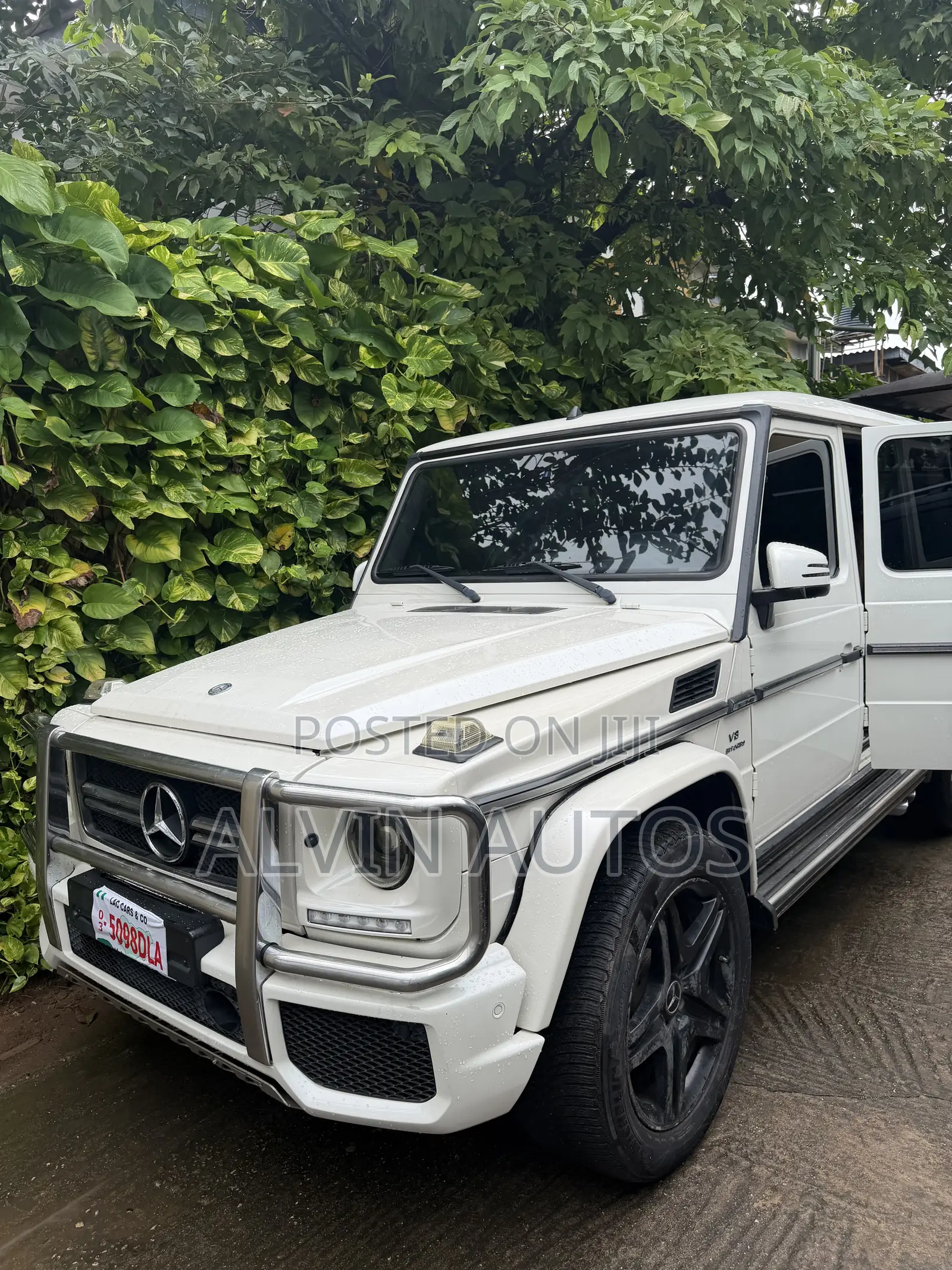 Mercedes-Benz G-Class G63 AMG 4dr SUV 4WD (5.5L 8cyl Turbo 7A) 2014