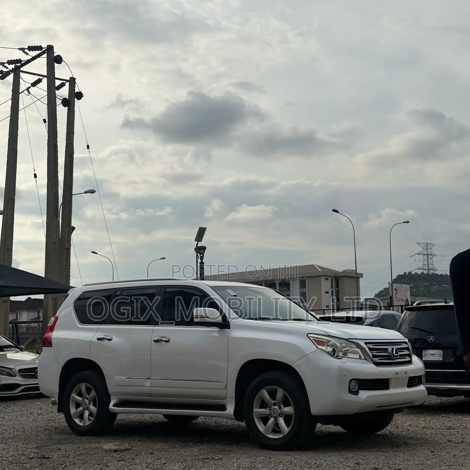 Lexus GX 2011 White