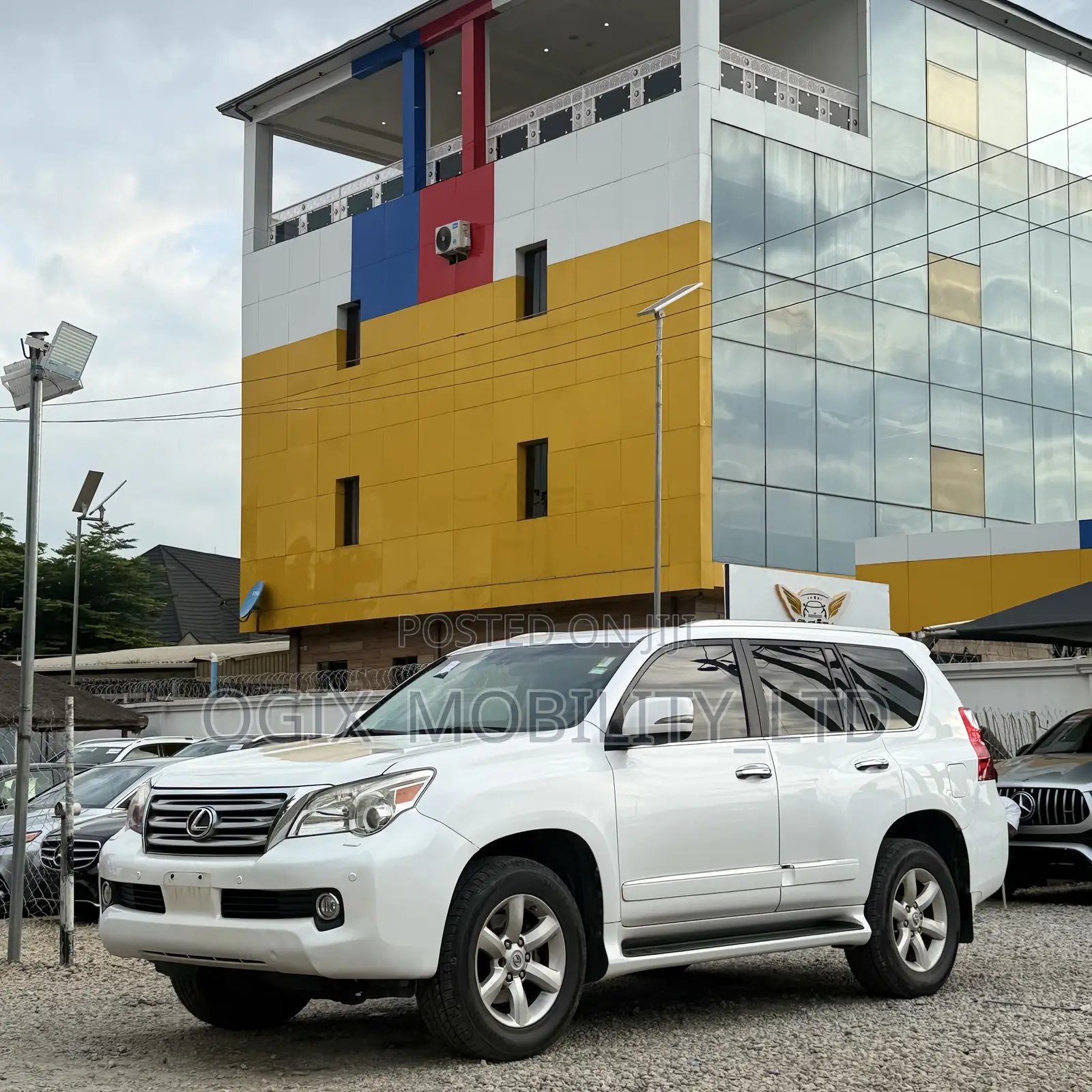 Lexus GX 2011 White