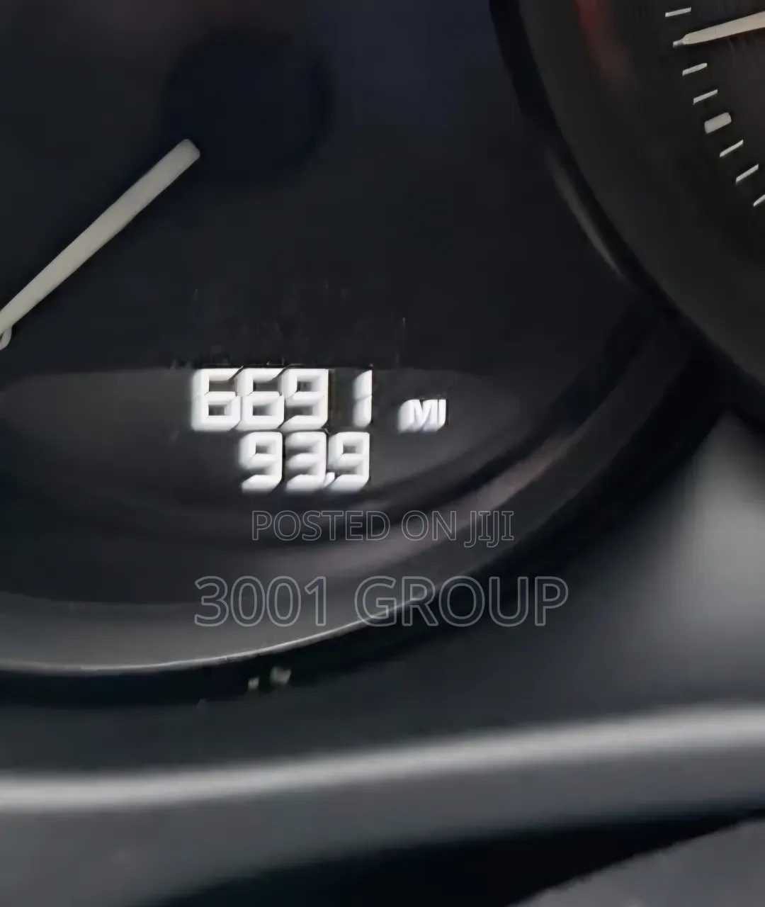 Porsche Macan 2023 Silver