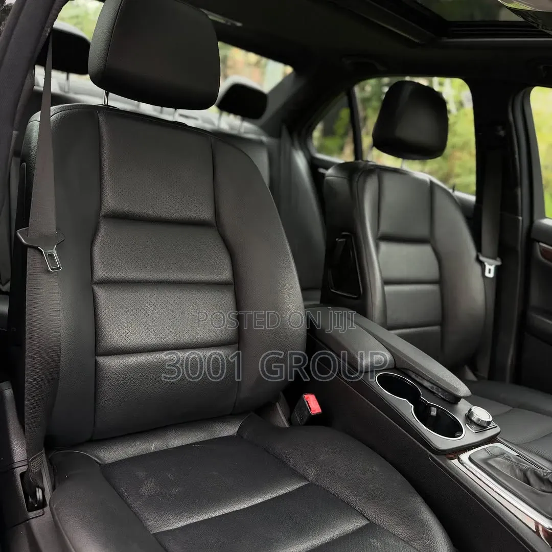 Mercedes-Benz C300 2013 Black