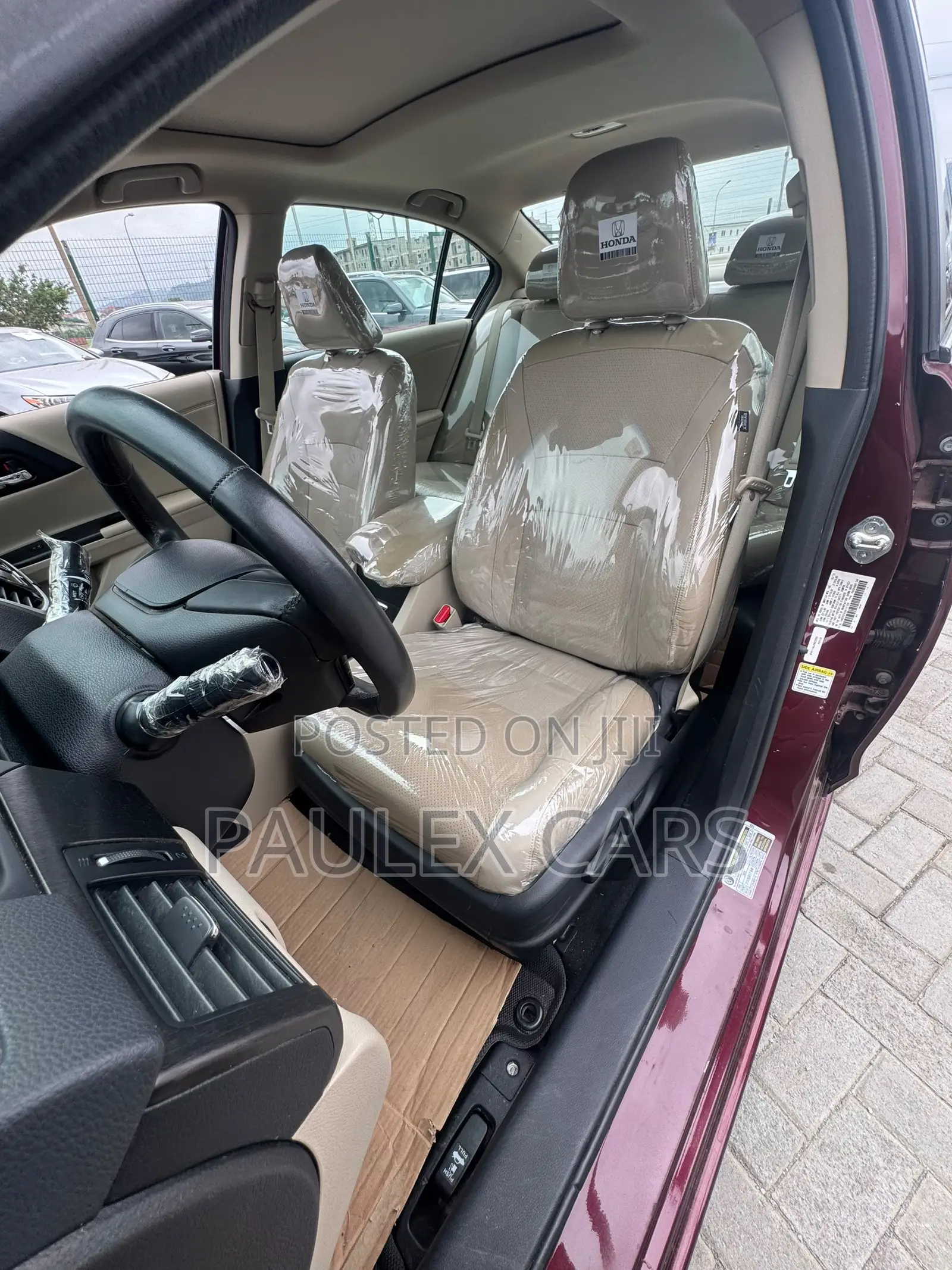 Honda Accord Touring 4dr Sedan FWD (3.5L 6cyl 6A) 2013 Maroon
