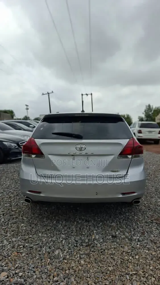 Toyota Venza 2012 Silver