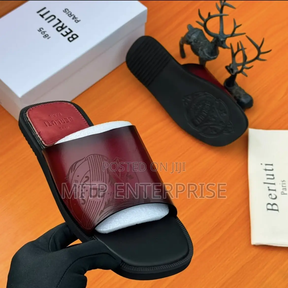 Berluti Men Luxury Pam/Slip Ons