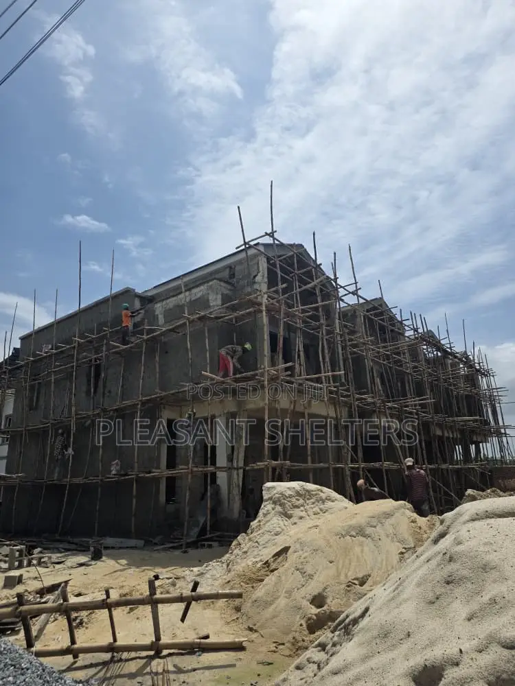 3bdrm Duplex in Dominion Bay, Off Lekki-Epe Expressway for sale