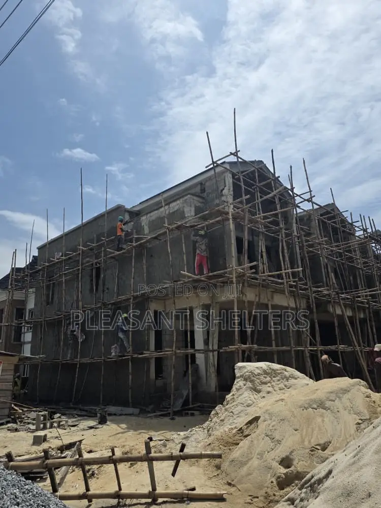 3bdrm Duplex in Dominion Bay, Off Lekki-Epe Expressway for sale