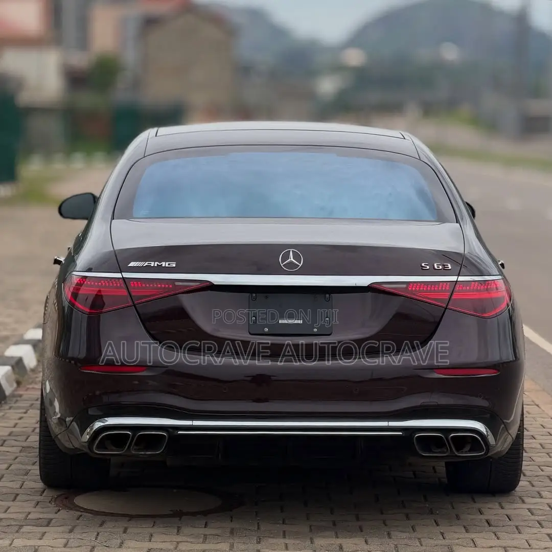 Mercedes-Benz S-Class 2025 Burgundy
