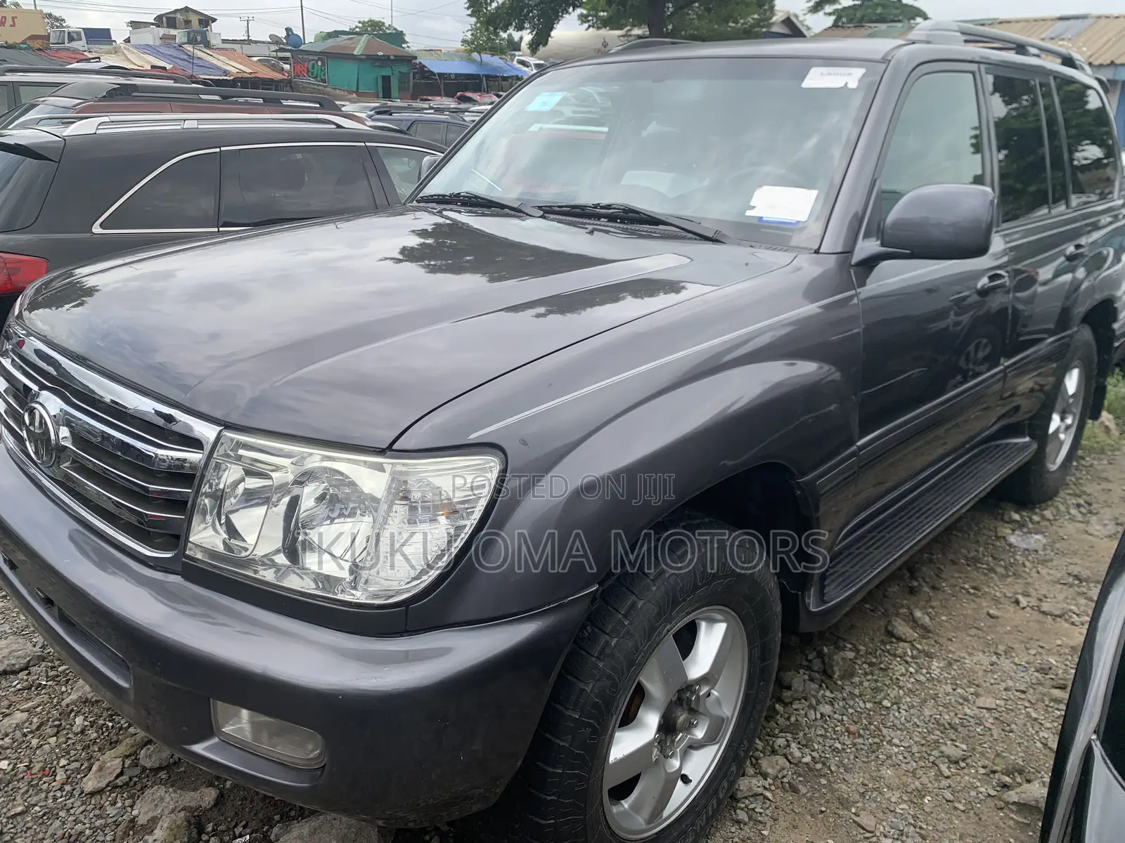Toyota Land Cruiser 4x4 2007 Gray