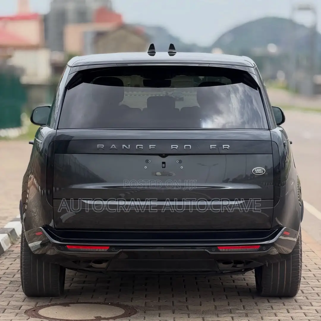 Land Rover Range Rover Vogue 2023 Black