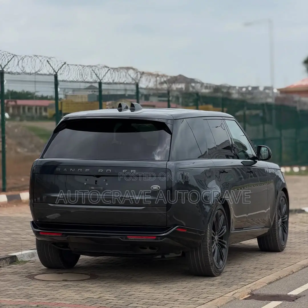 Land Rover Range Rover Vogue 2023 Black