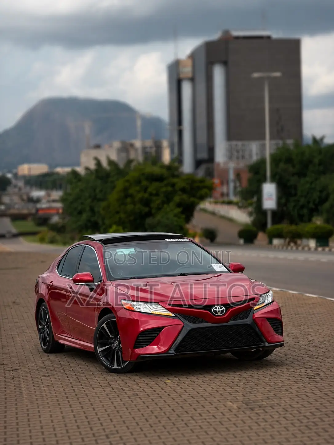 Toyota Camry XSE FWD 2020 Red