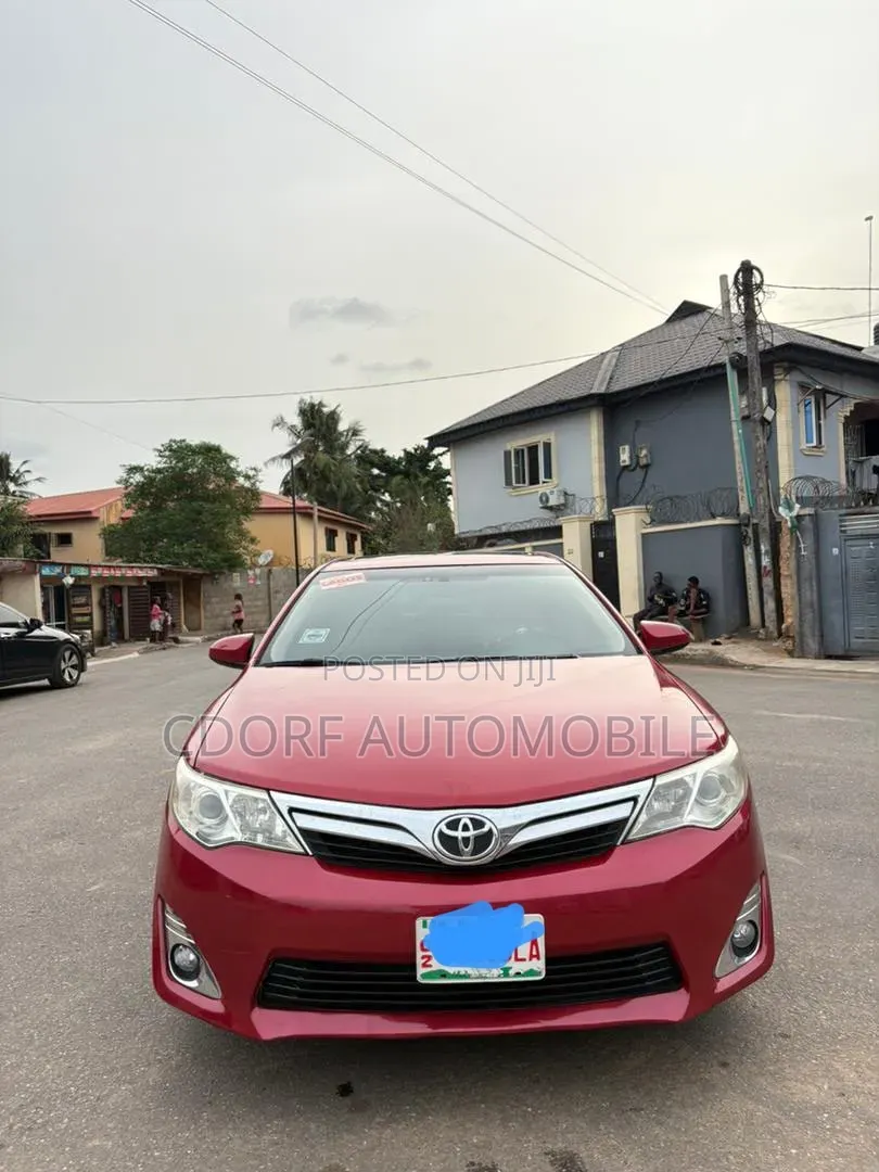 Toyota Camry 2013 Red