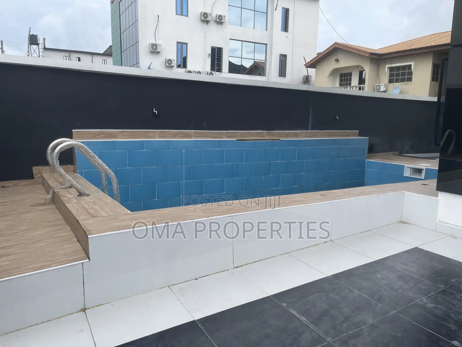 Furnished 5bdrm House in Olokonla for sale