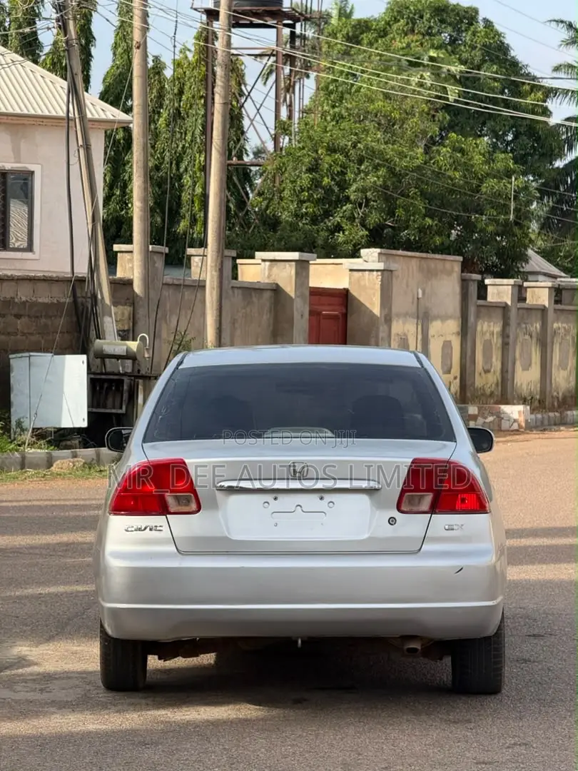 Honda Civic 2002 Silver