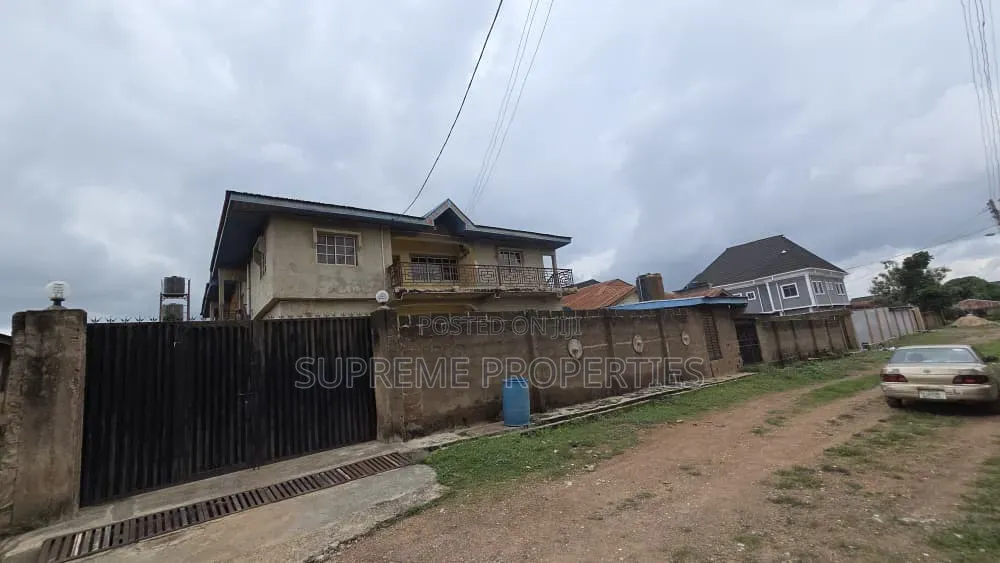 3bdrm Block of Flats in Akobo Oju Irin, Ibadan for sale