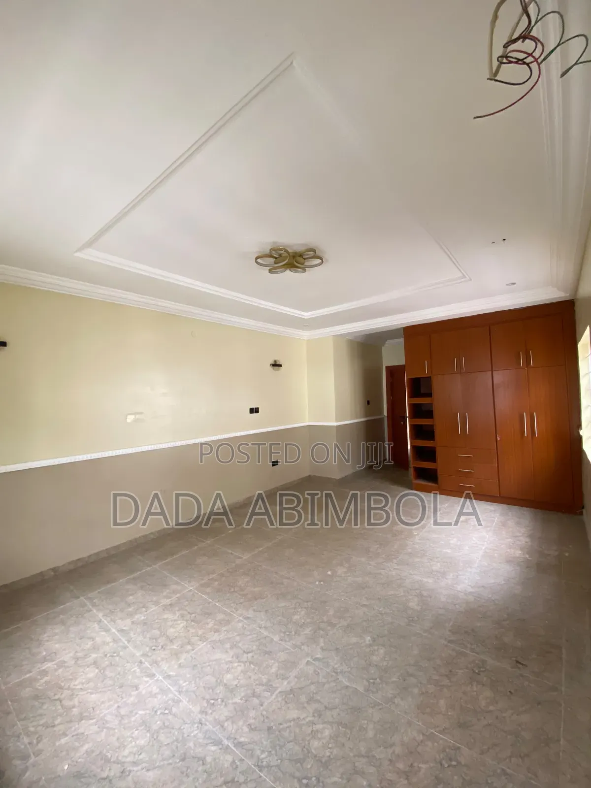 6bdrm Duplex in Carlton Gate Estate, Chevron for sale