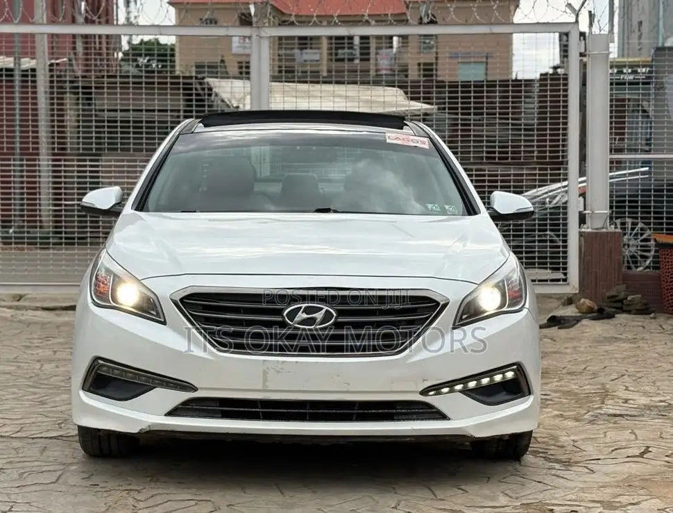 Hyundai Sonata Limited Sedan FWD (2.4L 4cyl 6A) 2016 White