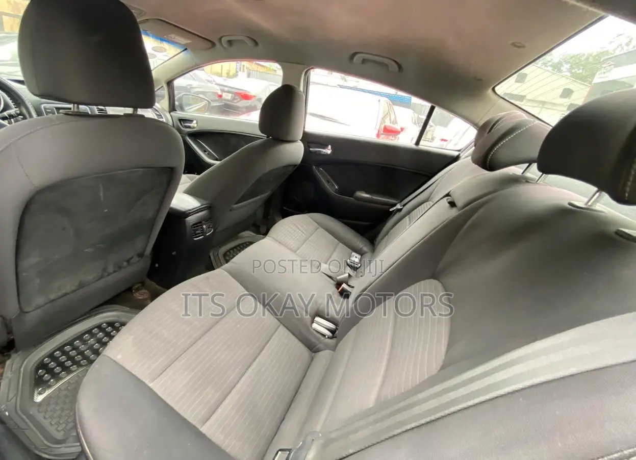 Kia Cerato 2015 Black