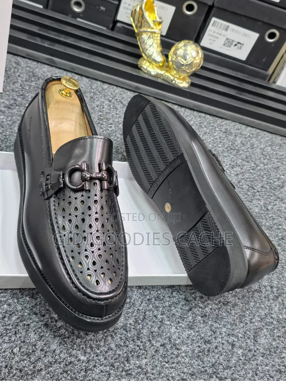 Men's Horsebit Loafers With Perforated Detailing Size 40-46