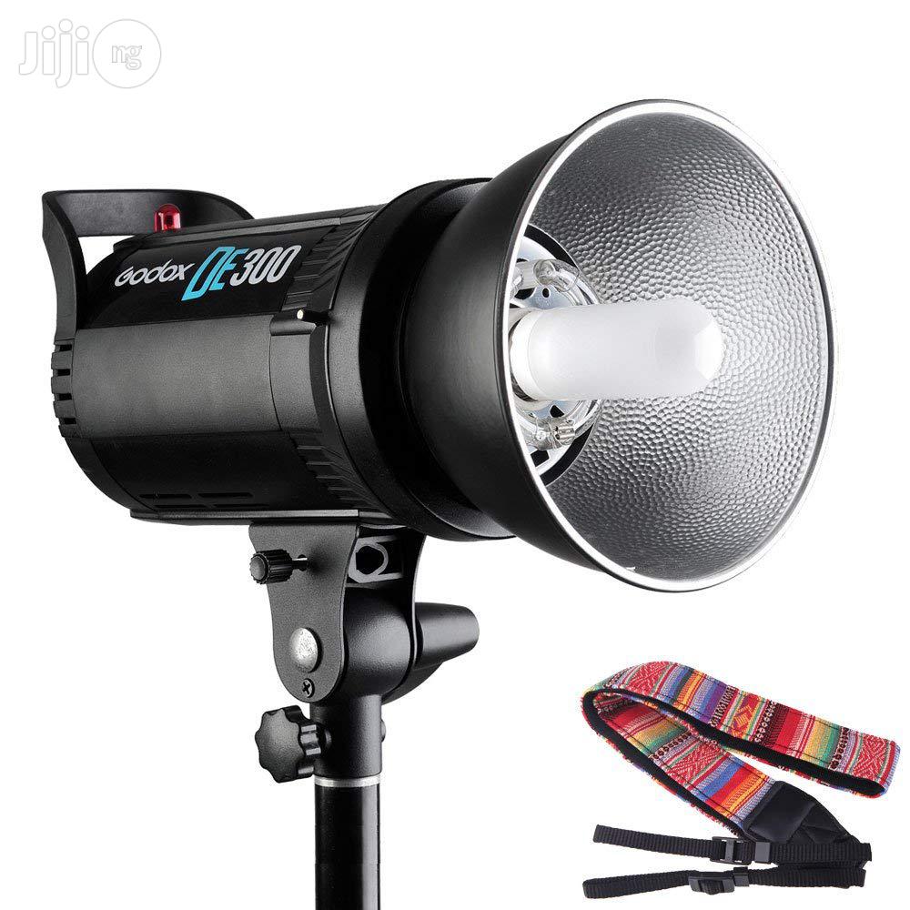 Godox DE300 300W Pro Monolight Strobe Flash Studio Lighting