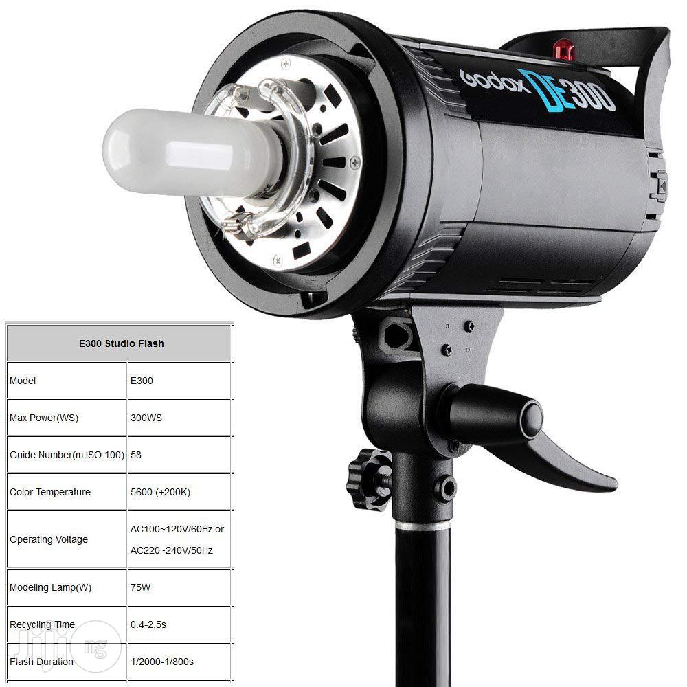 Godox DE300 300W Pro Monolight Strobe Flash Studio Lighting