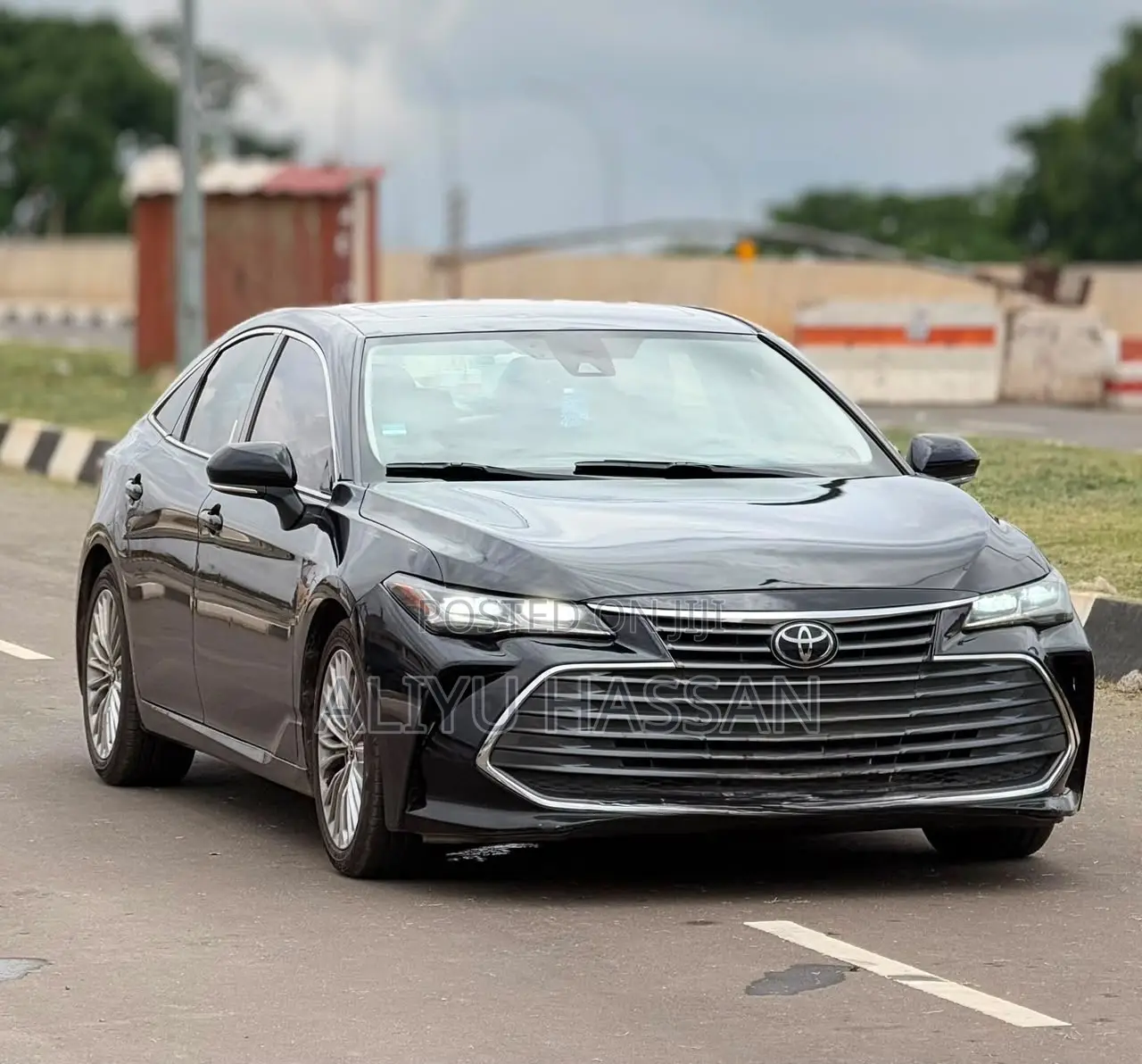 Toyota Avalon 2019 Black
