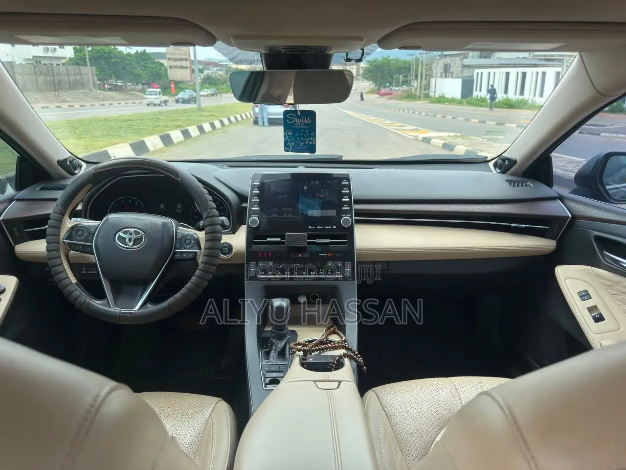 Toyota Avalon 2019 Black