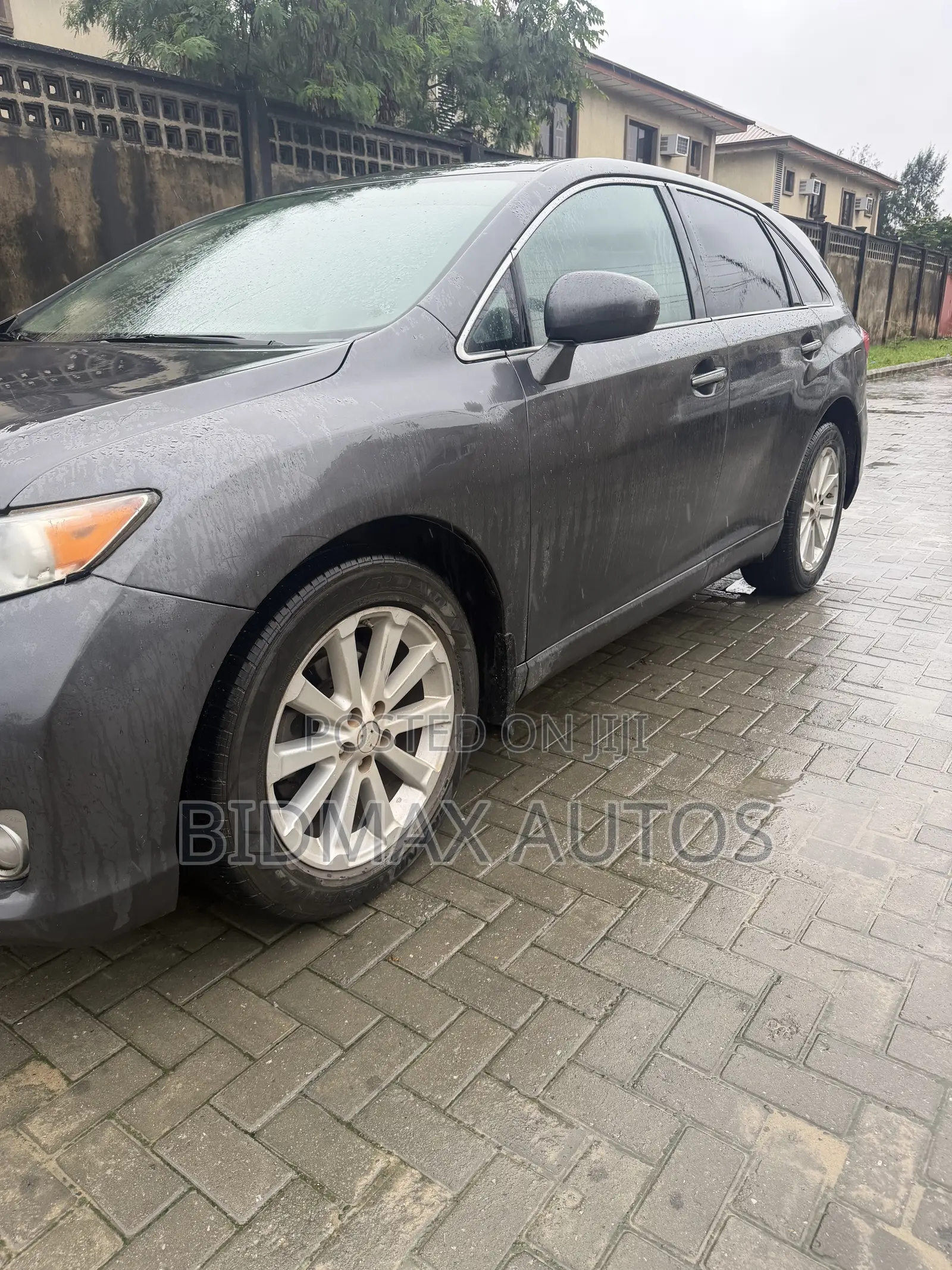 Toyota Venza Limited 2010 Gray