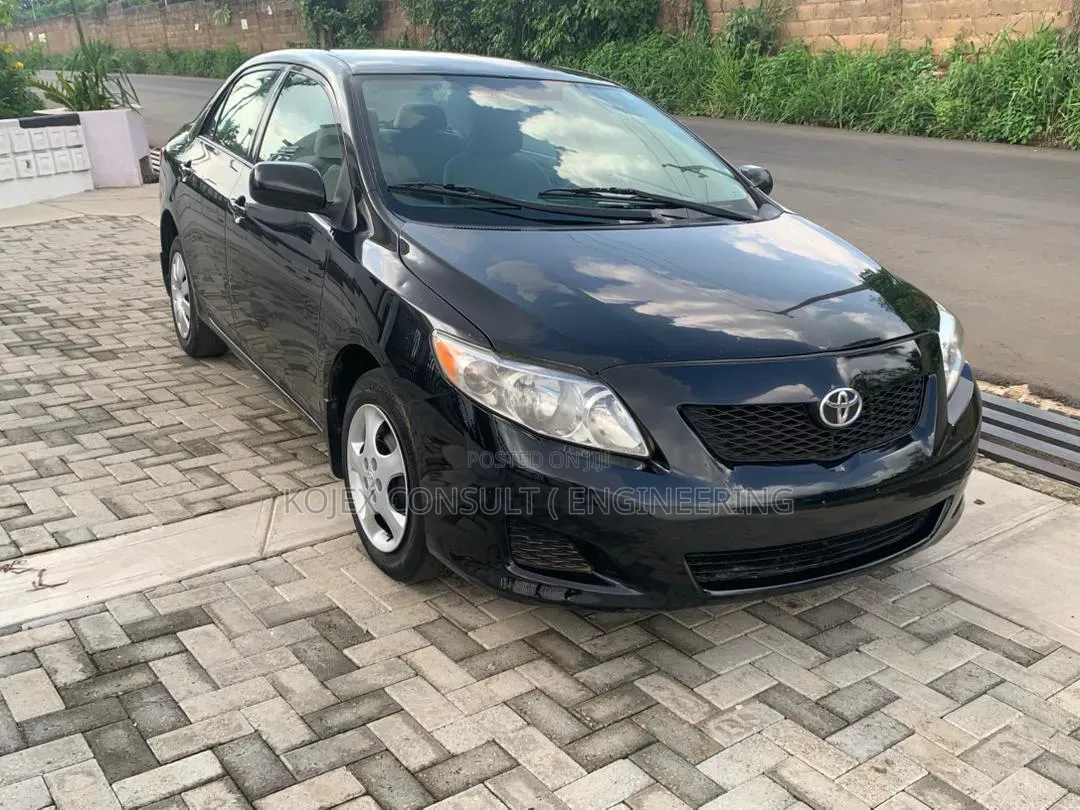 Toyota Corolla 2011 Black