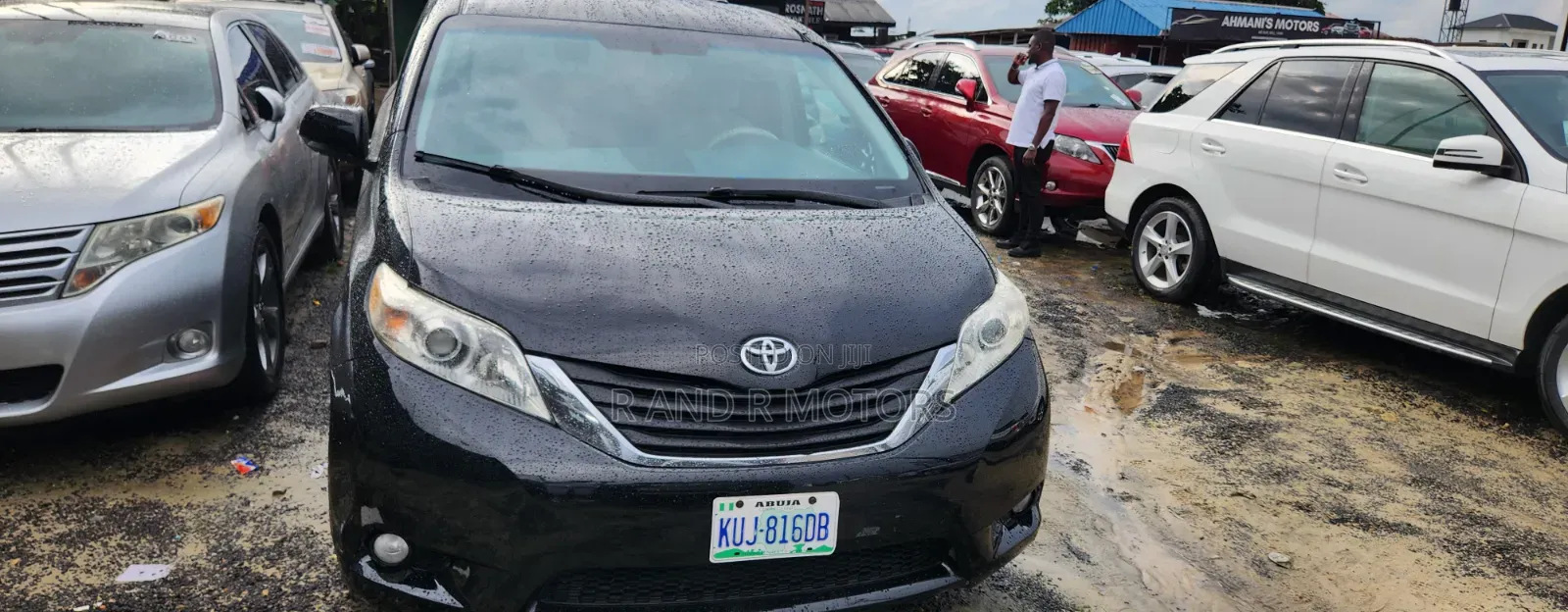 Toyota Sienna 2011 Black