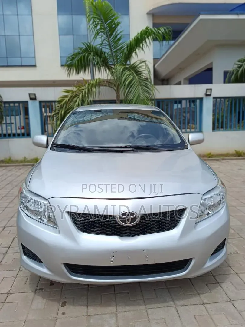 Toyota Corolla 2009 Silver