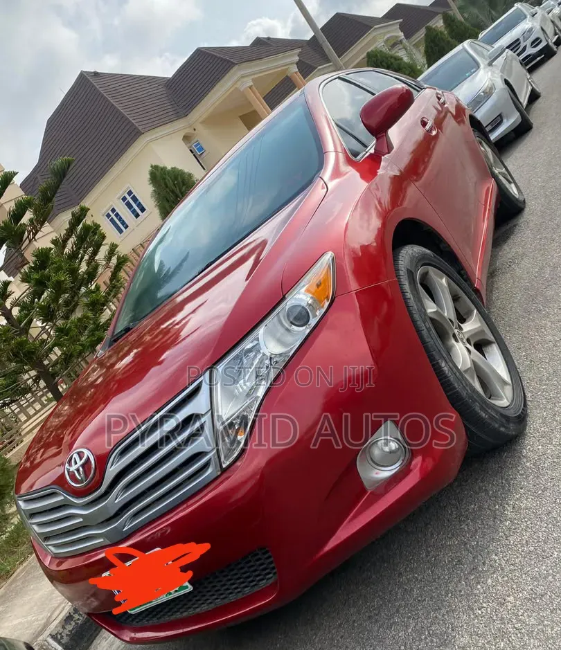 Toyota Venza 2010 Maroon