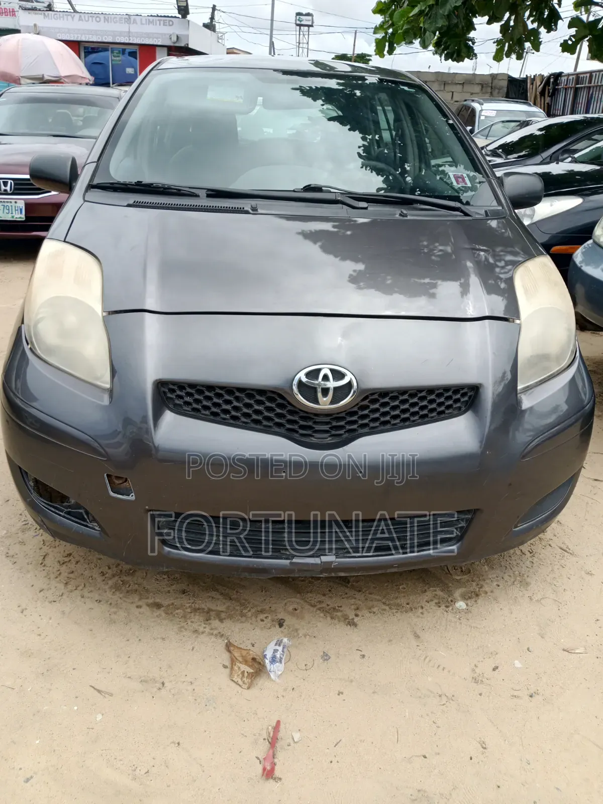 Toyota Yaris 2010 Gray