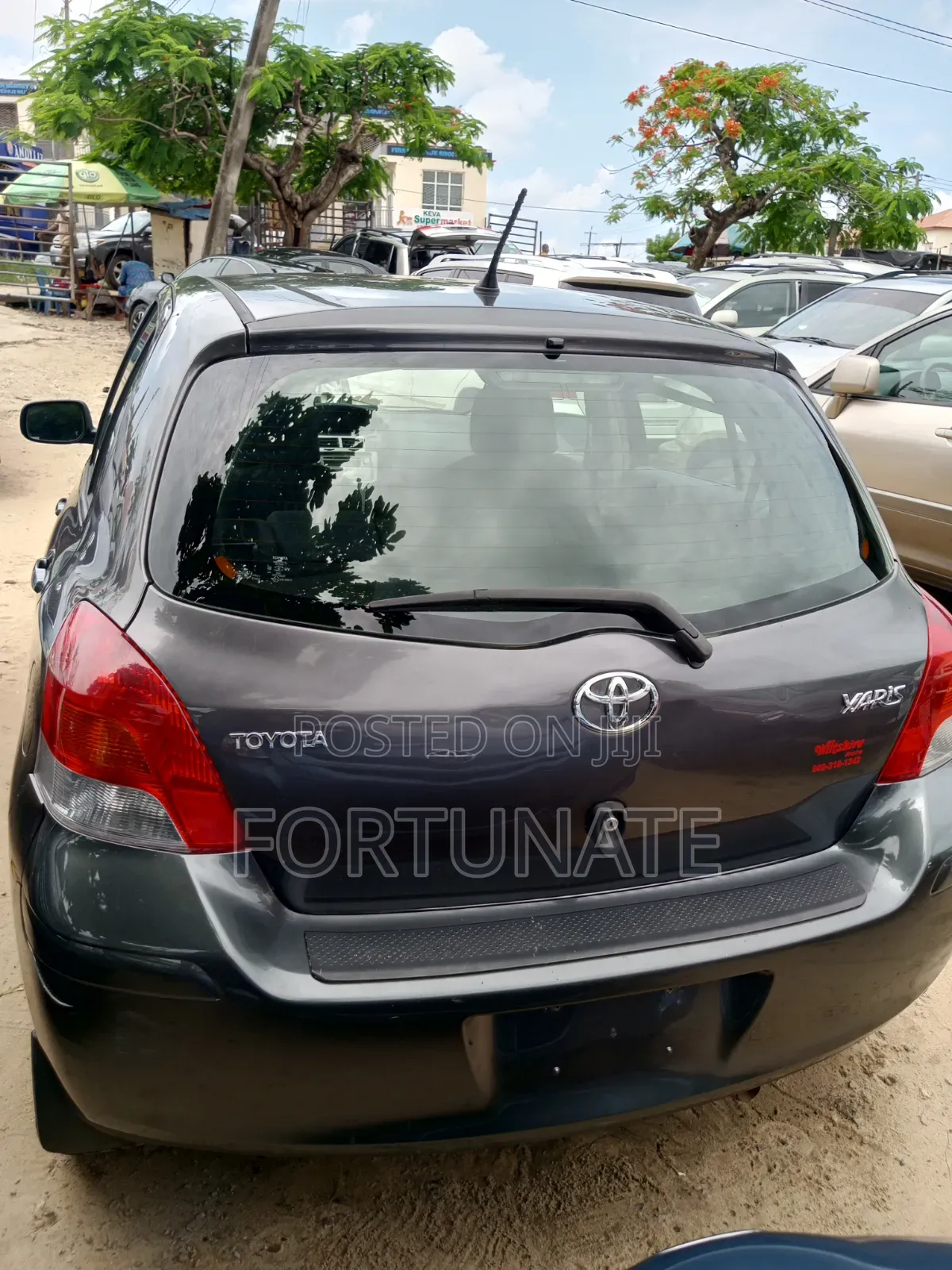Toyota Yaris 2010 Gray