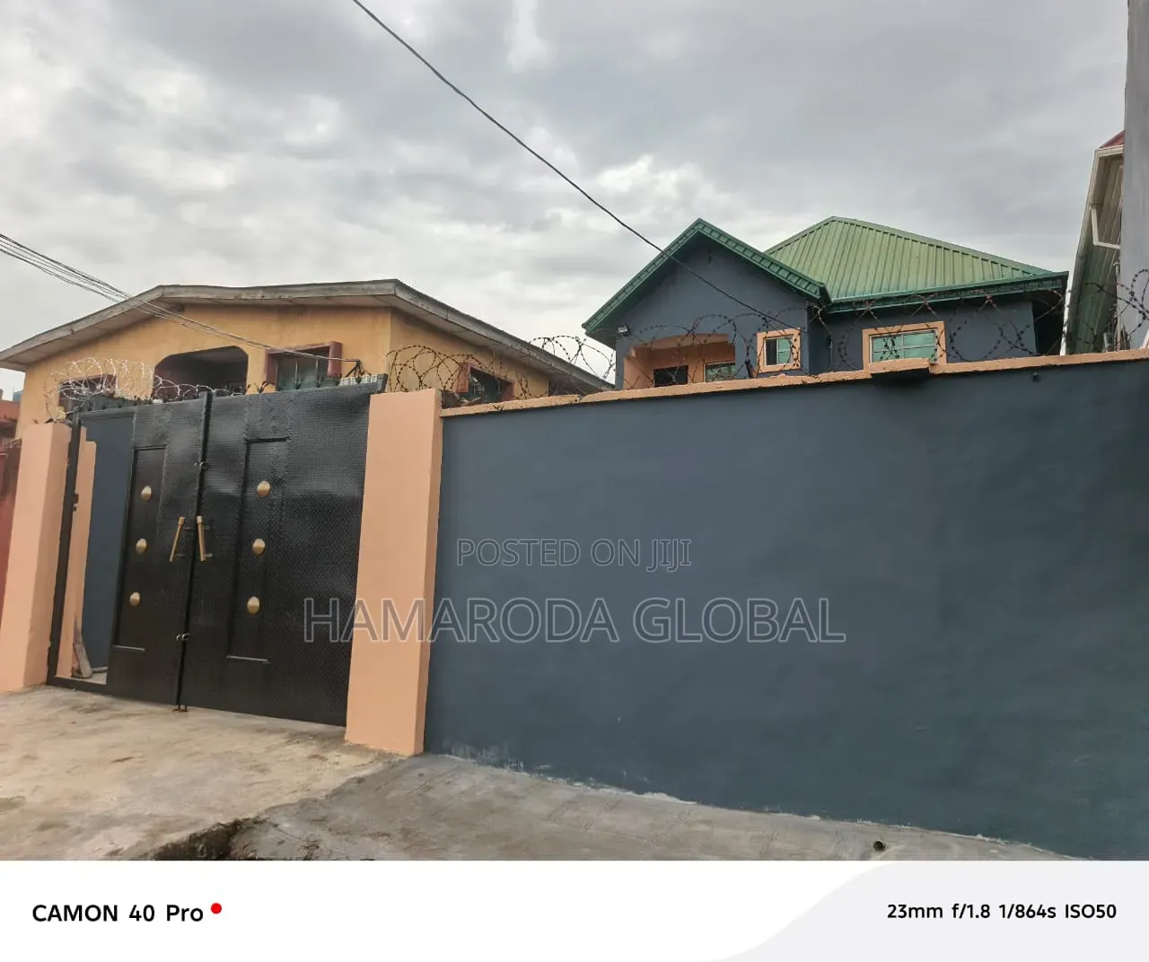 Furnished 8bdrm Block of Flats in Gov'S Rd, Ikotun, Alimosho for sale