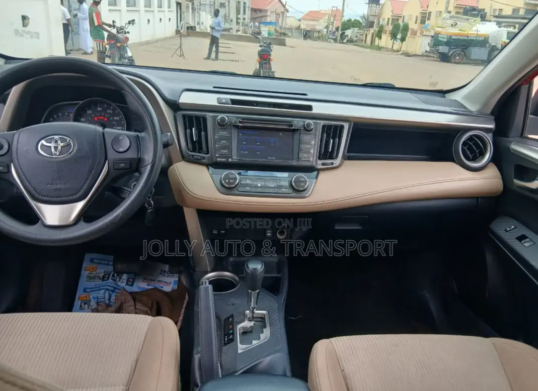 Toyota RAV4 XLE AWD (2.5L 4cyl 6A) 2016 Red