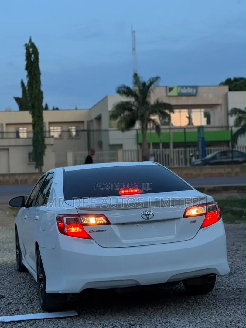 Toyota Camry 2015 White
