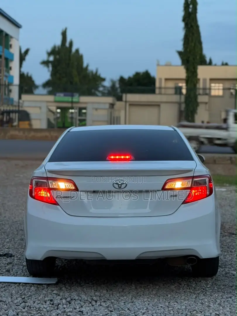Toyota Camry 2015 White