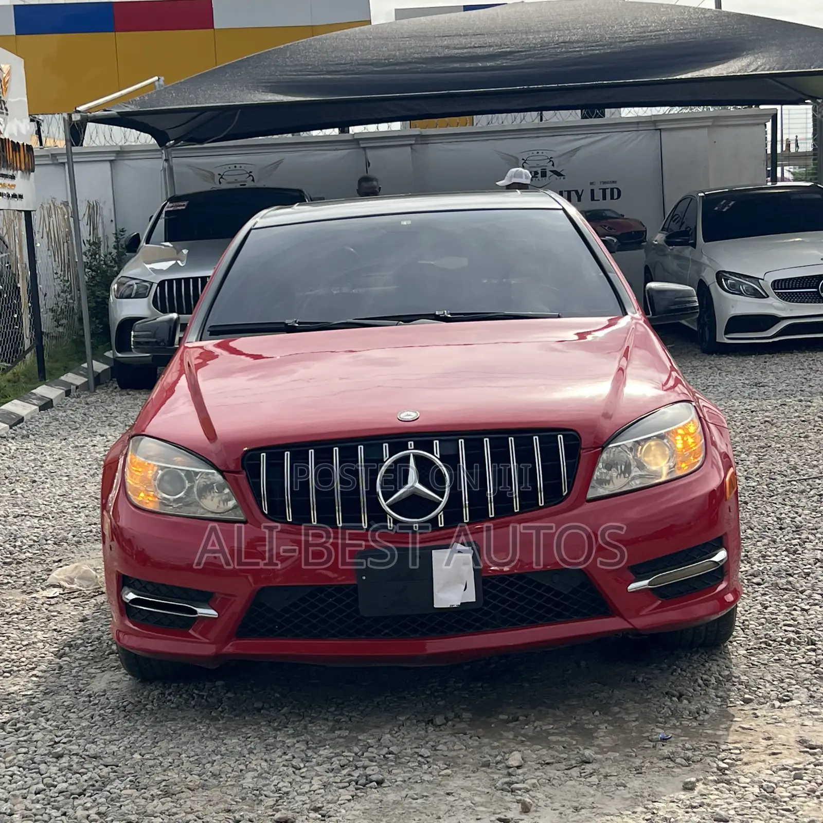 Mercedes-Benz C300 2010 Red