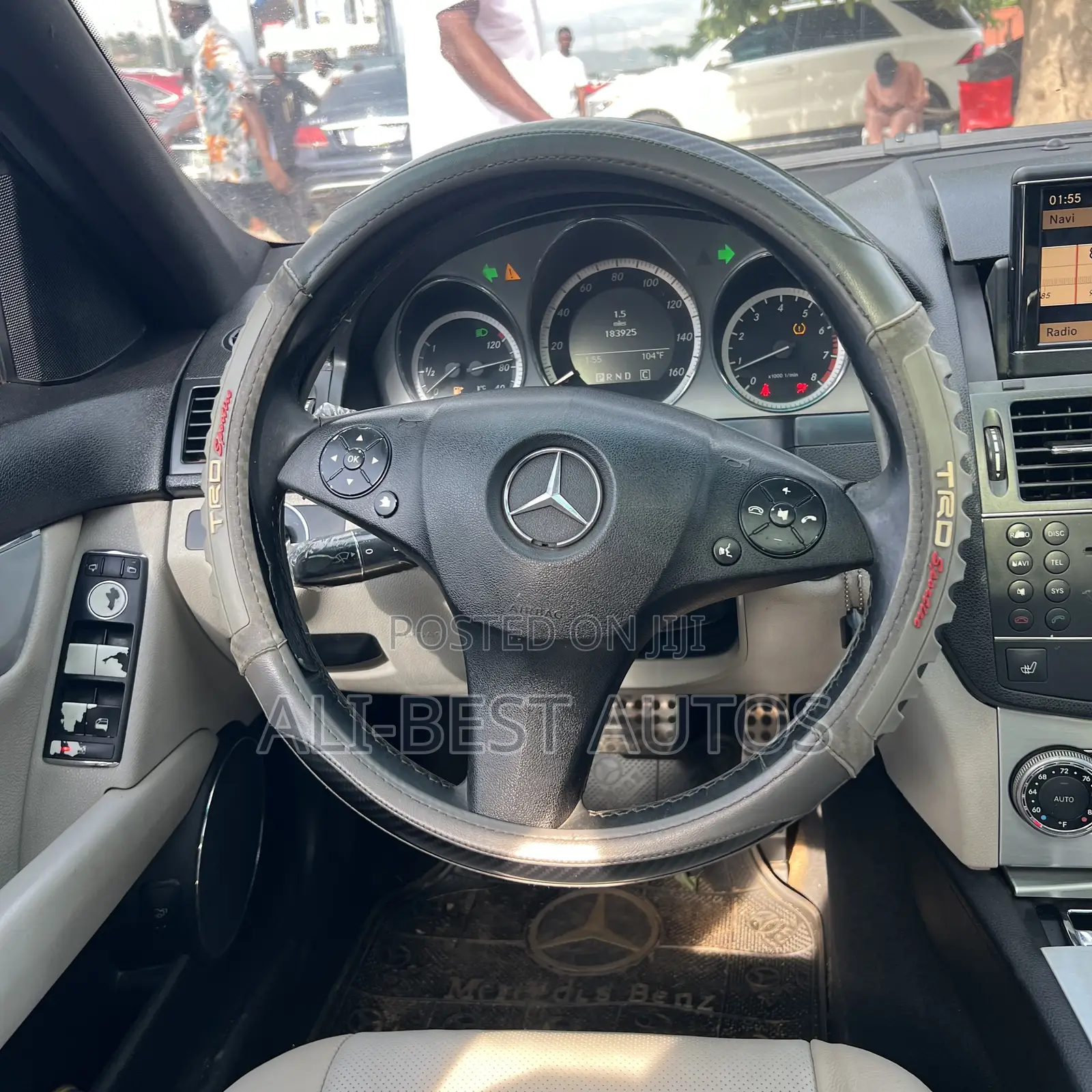 Mercedes-Benz C300 2010 Red